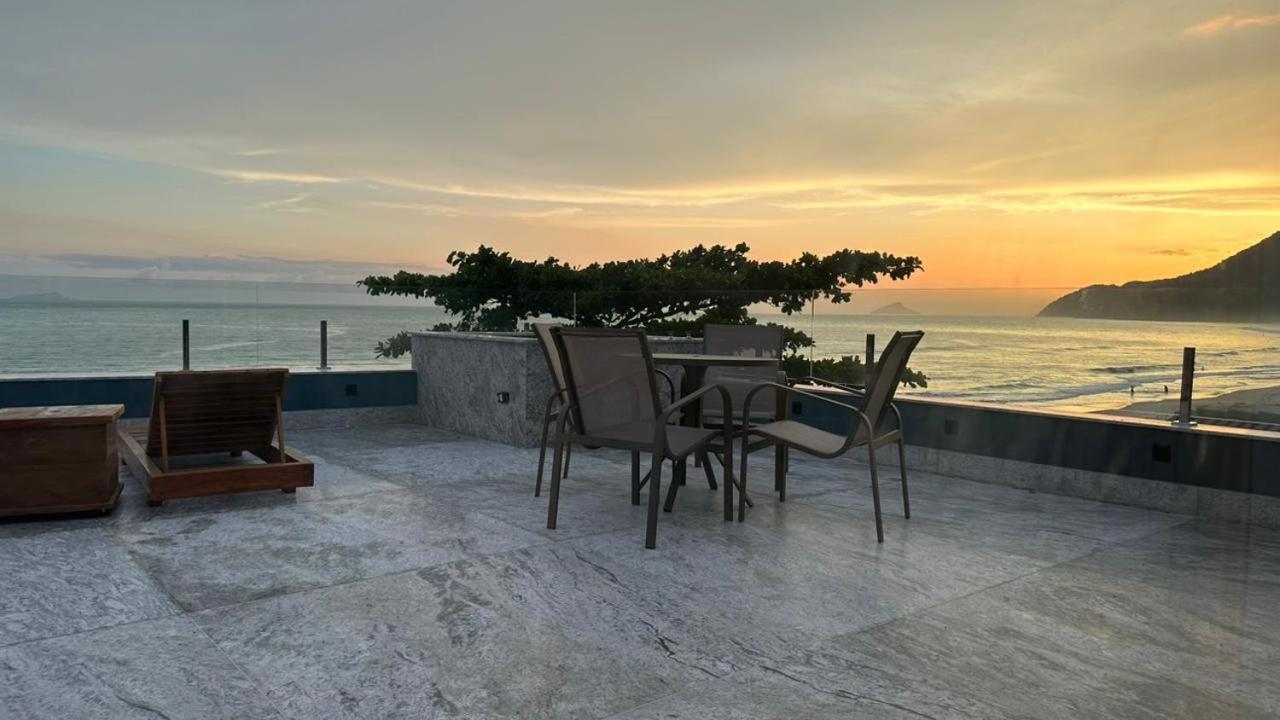 Duke Beach Hotel ماريسياز المظهر الخارجي الصورة