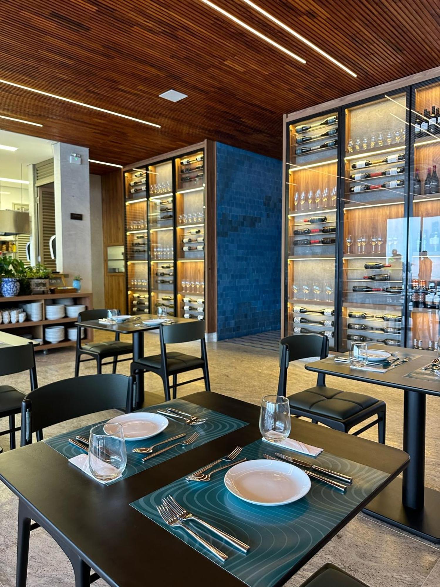 Duke Beach Hotel ماريسياز المظهر الخارجي الصورة