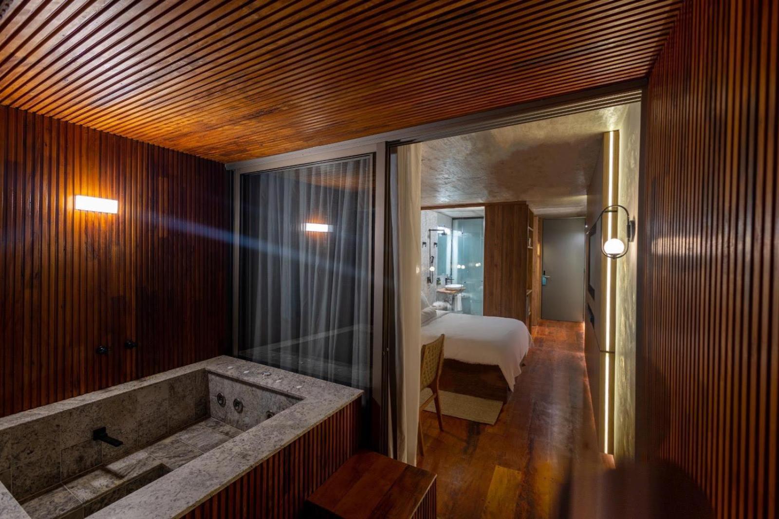 Duke Beach Hotel ماريسياز المظهر الخارجي الصورة
