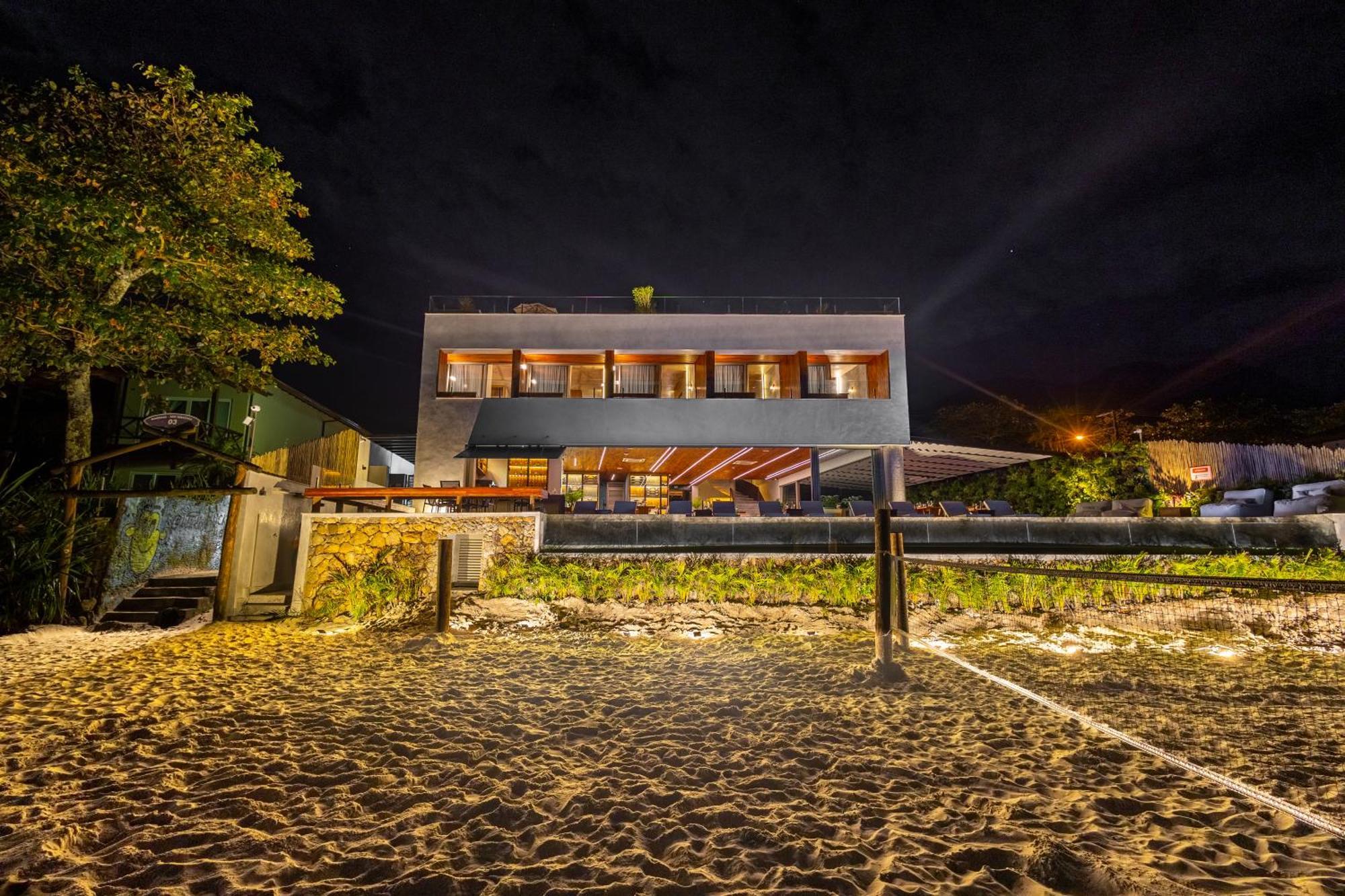 Duke Beach Hotel ماريسياز المظهر الخارجي الصورة
