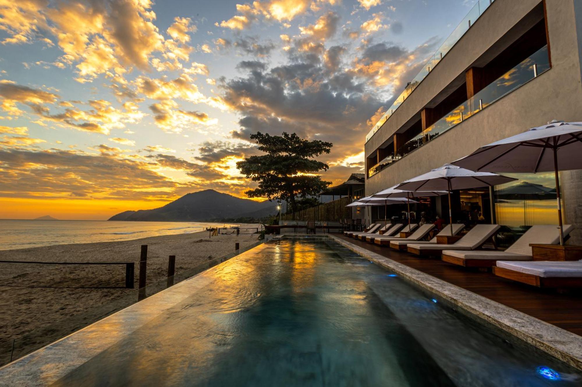 Duke Beach Hotel ماريسياز المظهر الخارجي الصورة