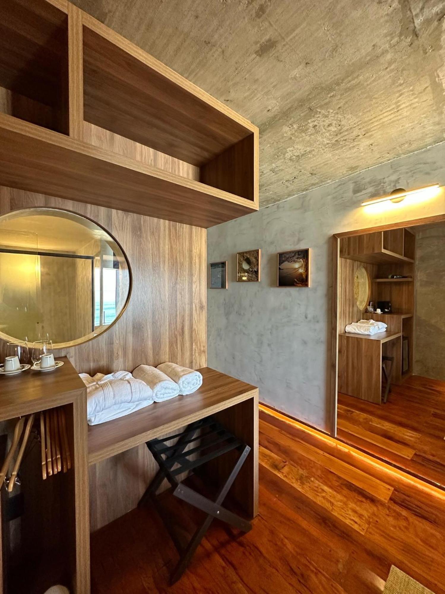 Duke Beach Hotel ماريسياز المظهر الخارجي الصورة
